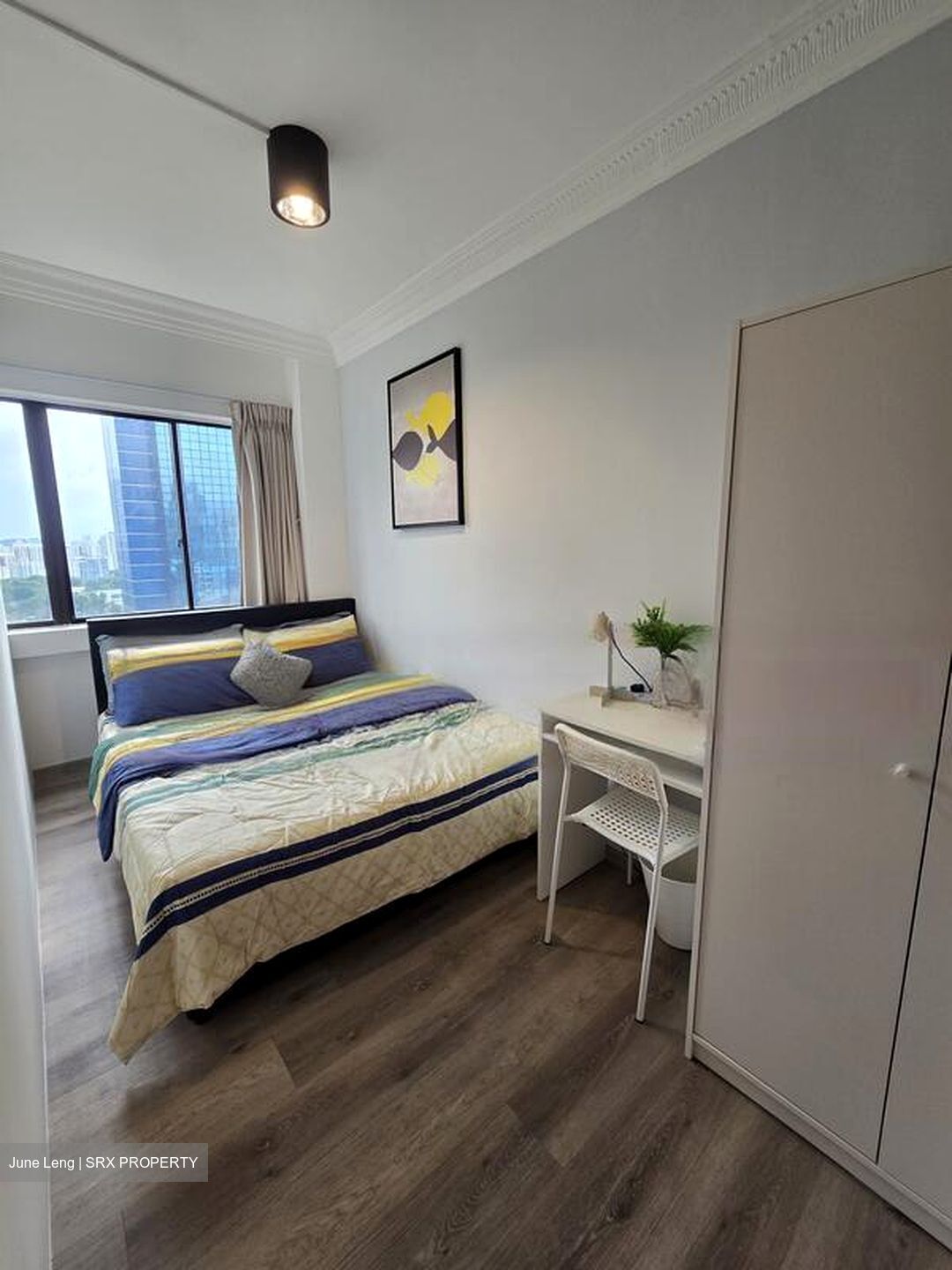 Lucky Plaza (D9), Apartment #492221221